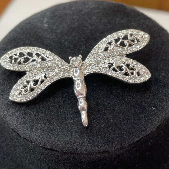 DRAGONFLY PIN OR BROOCH VINTAGE SILVER TONE & RHINESTONE - Picture 8 of 8
